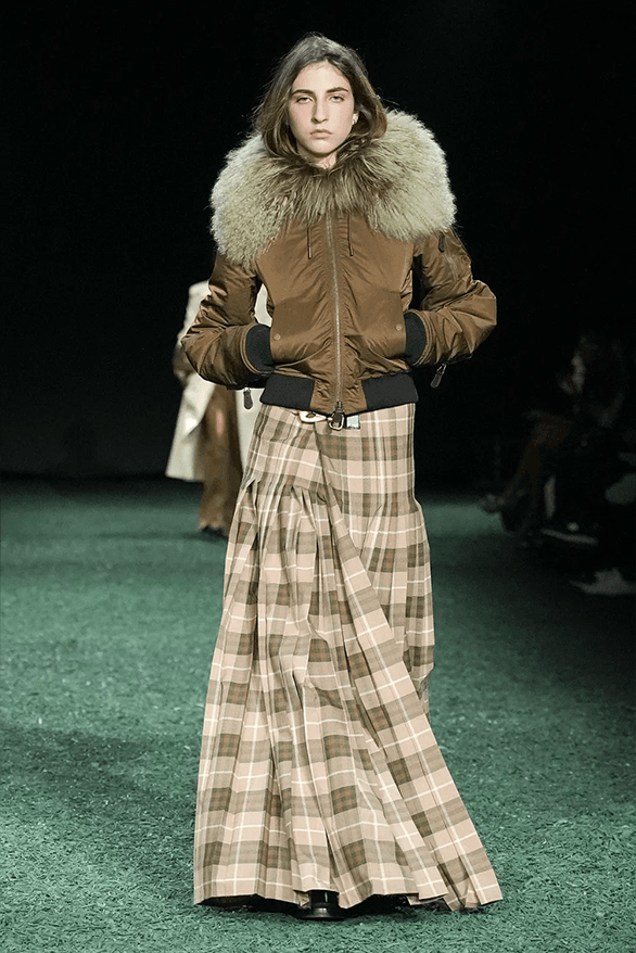 Burberry Fall Winter 2024 London Fashion Week runway show daniel lee menswear womenswear victoria park england