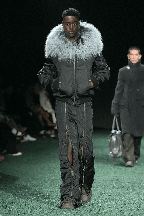 Burberry Fall Winter 2024 London Fashion Week runway show daniel lee menswear womenswear victoria park england