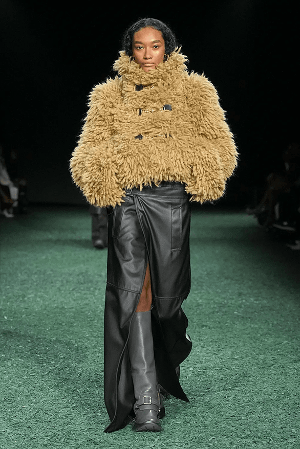 Burberry Fall Winter 2024 London Fashion Week runway show daniel lee menswear womenswear victoria park england