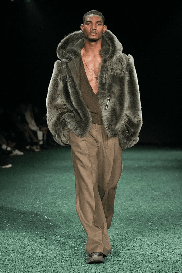 Burberry Fall Winter 2024 London Fashion Week runway show daniel lee menswear womenswear victoria park england