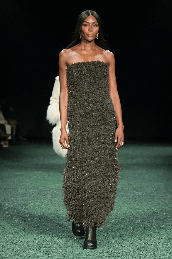 Burberry Fall Winter 2024 London Fashion Week runway show daniel lee menswear womenswear victoria park england