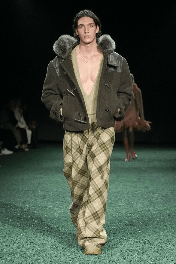 Burberry Fall Winter 2024 London Fashion Week runway show daniel lee menswear womenswear victoria park england
