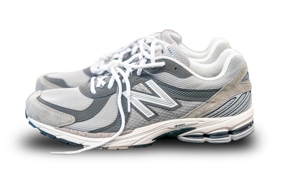 COMME des GARCONS HOMME x New Balance MR860 | Hypebeast 