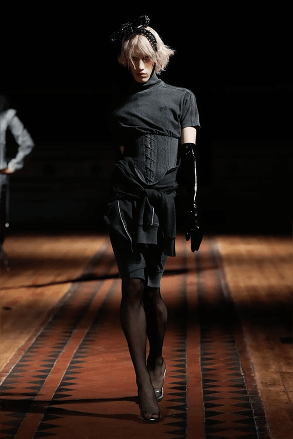 Dilara Findikoglu Fall Winter 2024 London Fashion Week womenswear runway show