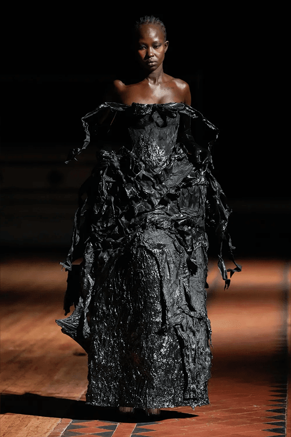 Dilara Findikoglu Fall Winter 2024 London Fashion Week womenswear runway show