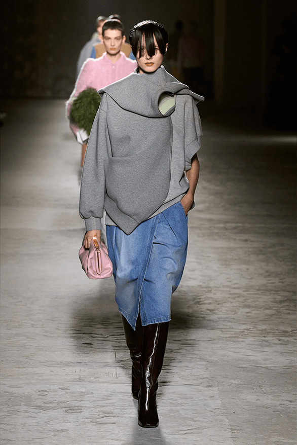 Dries Van Noten Fall Winter 2024 Collection womenswear runway show