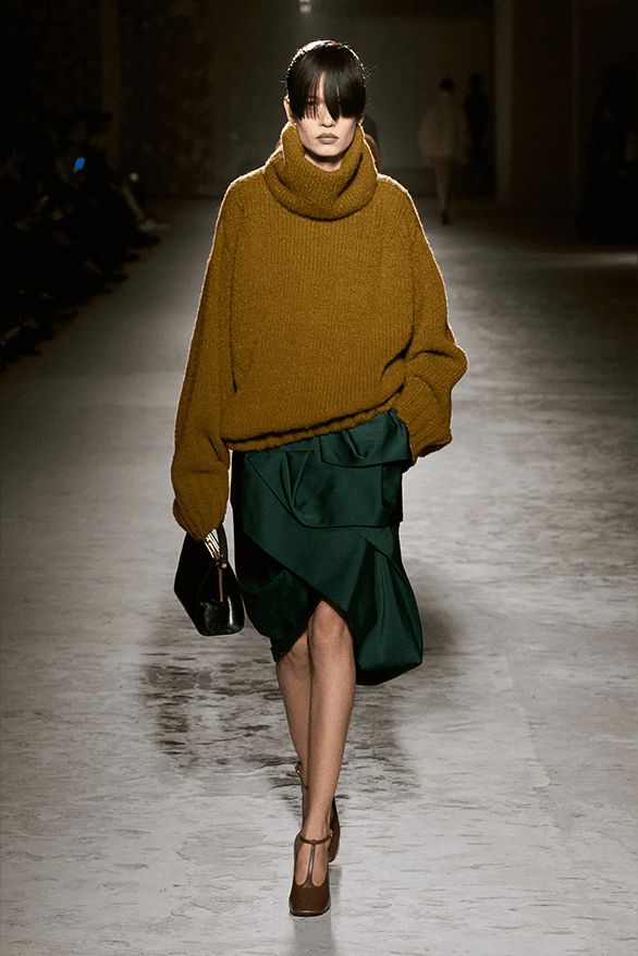 Dries Van Noten Fall Winter 2024 Collection womenswear runway show