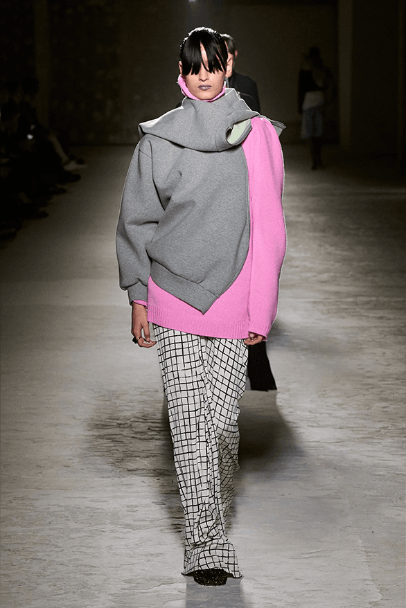 Dries Van Noten Fall Winter 2024 Collection womenswear runway show