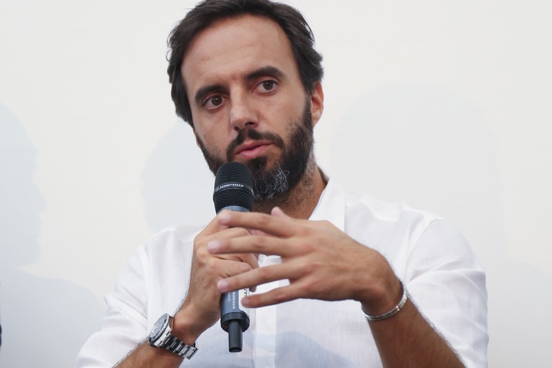 Farfetch CEO José Neves coupang buyout acquisition 500 million usd purchase business consultancy role details south korea luxury market