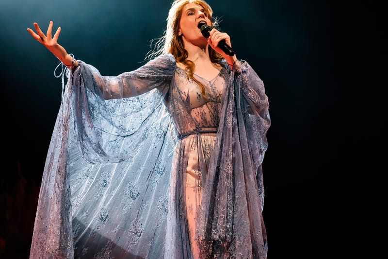 Hear Florence and the Machine Cover "White Cliffs of Dover"