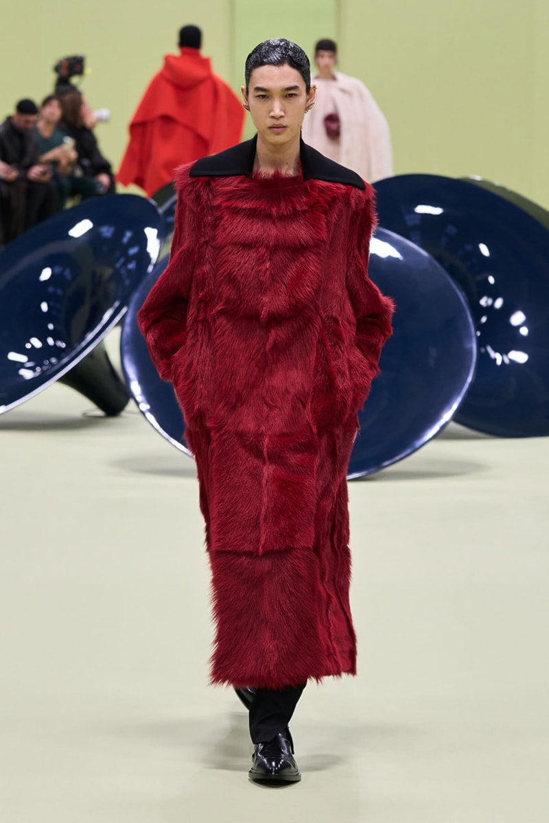 Jil Sander FW24 Looks at Life in Color and Comfort fw24 collection milan fashion week italy runway fall winter 2024 ready to wear luke lucy meiers green mk.gee