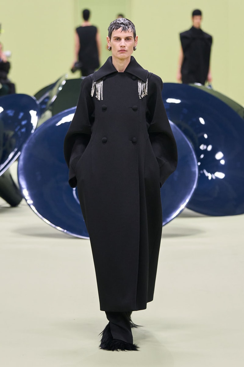 Jil Sander FW24 Looks at Life in Color and Comfort fw24 collection milan fashion week italy runway fall winter 2024 ready to wear luke lucy meiers green mk.gee