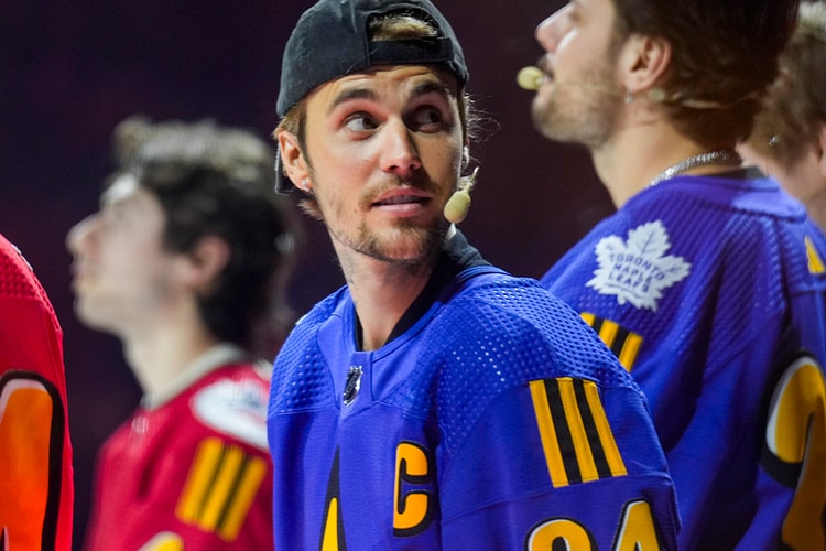 Justin Bieber Performs Live for the First Time in Two Years in Surprise Gig