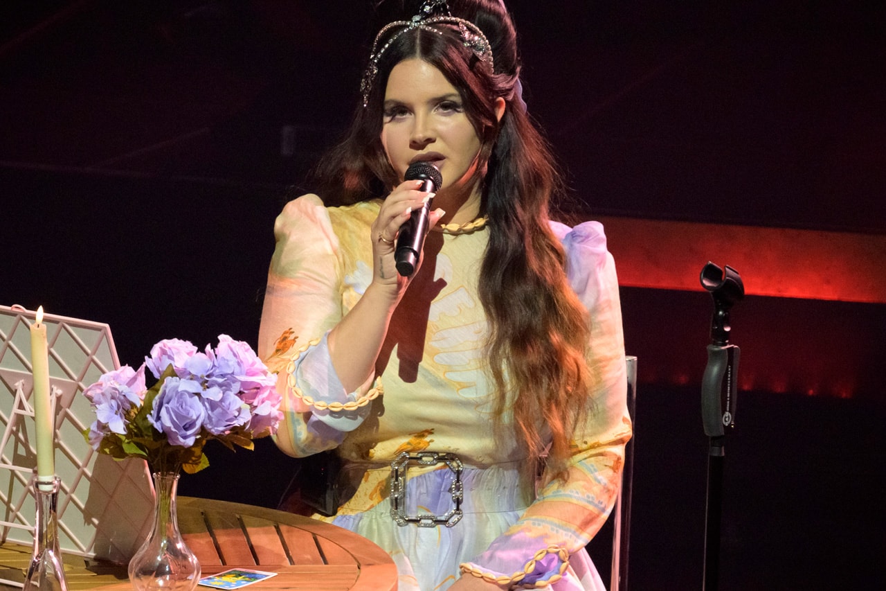 Lana Del Rey Is Coming Out With a Country Album 'Lasso