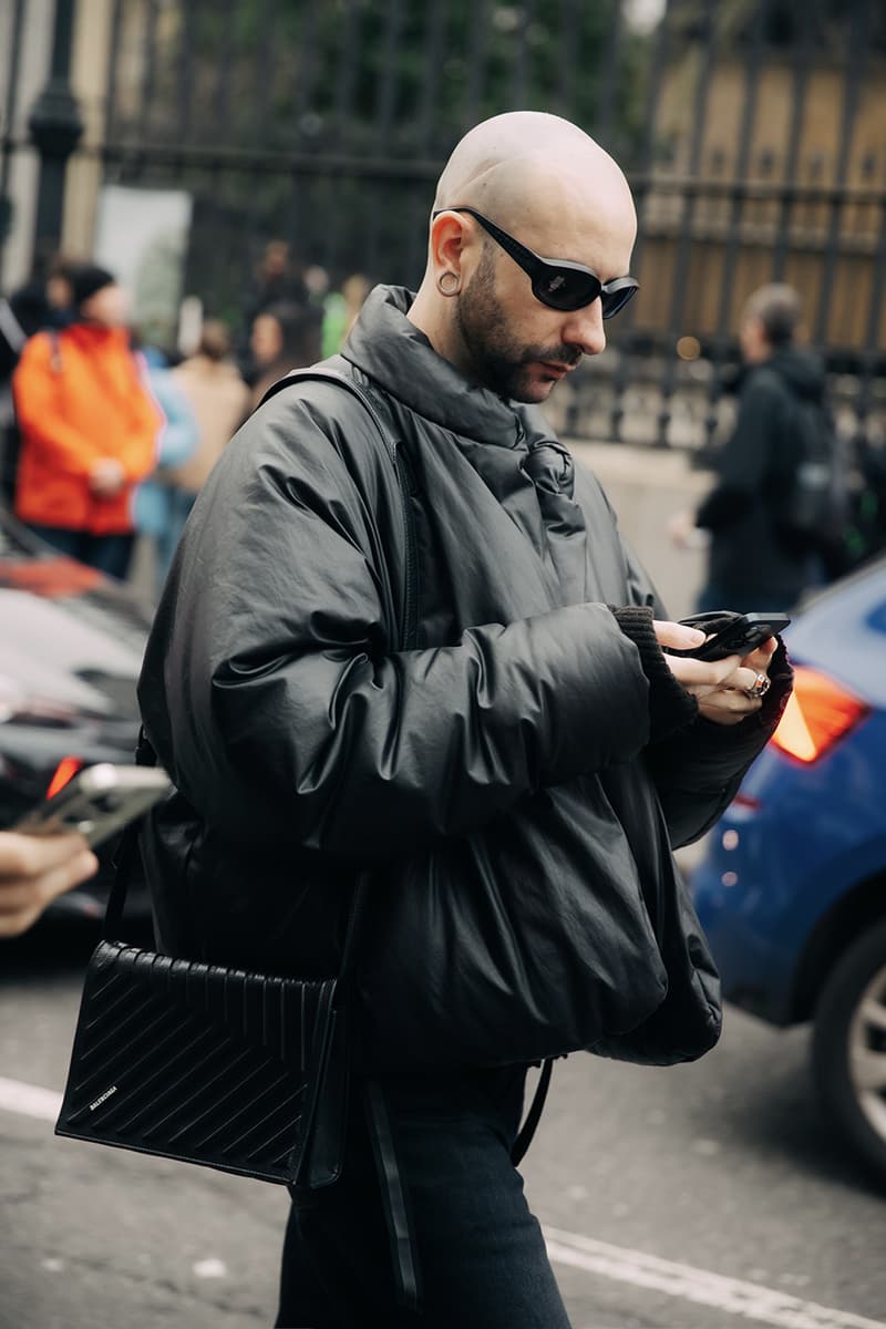 London Fashion Week FW24 Street Style burberry daniel lee peggy gou central cee jw anderson jonathan holzweilerchet lo runway dun hill uk mark fast fashion east natasha zinko central saint martin csm roksanda molly goddard erdem simone rocha richard quinn Ahluwalia