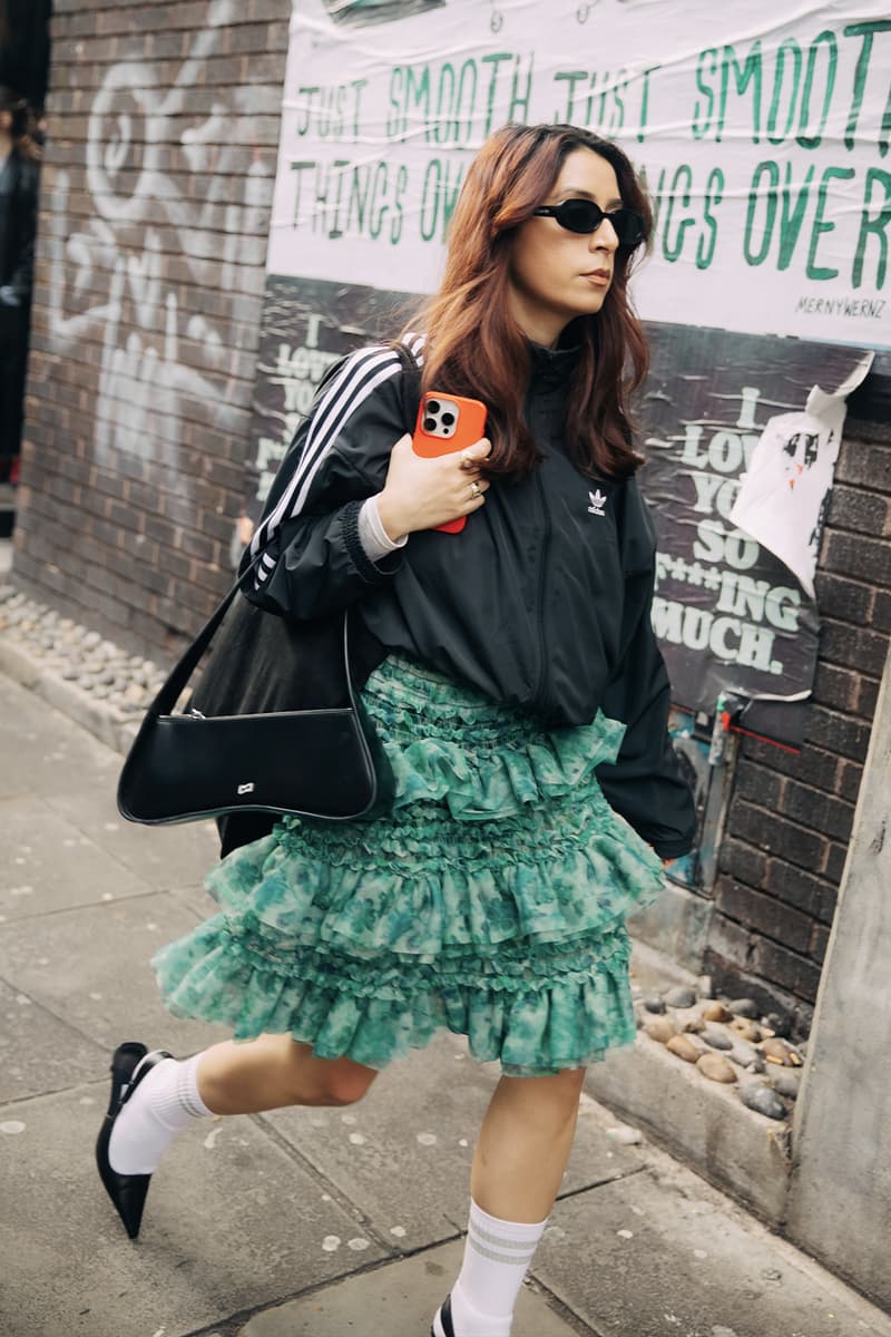 London Fashion Week FW24 Street Style burberry daniel lee peggy gou central cee jw anderson jonathan holzweilerchet lo runway dun hill uk mark fast fashion east natasha zinko central saint martin csm roksanda molly goddard erdem simone rocha richard quinn Ahluwalia