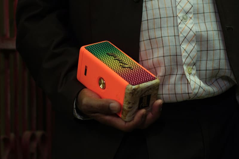 Enceinte sans fil Marshall Emberton II Black & Steel Noir Enceinte sans fil Marshall Emberton II Black & Steel Noir