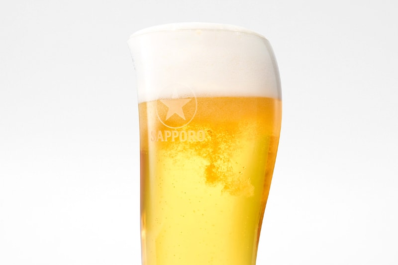 Nendo Curvy Glass Mouthfeels Drinking Sapporo japanese design studio beer details launch website glassware