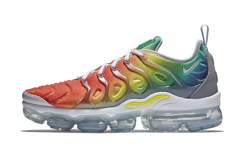 Nike Air VaporMax Plus "Rainbow" Receives a Re-Release