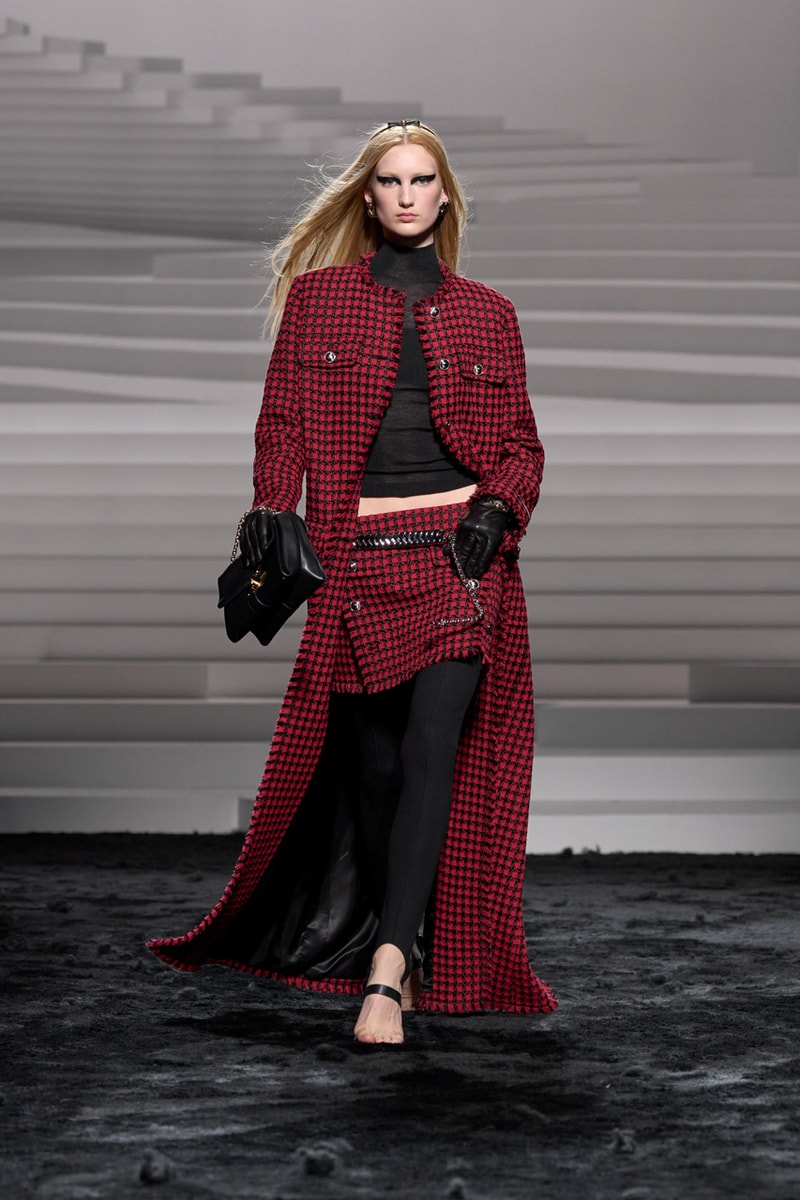Versace Fall/Winter 2024 Collection Milan Fashion Week FW24 Runway Images