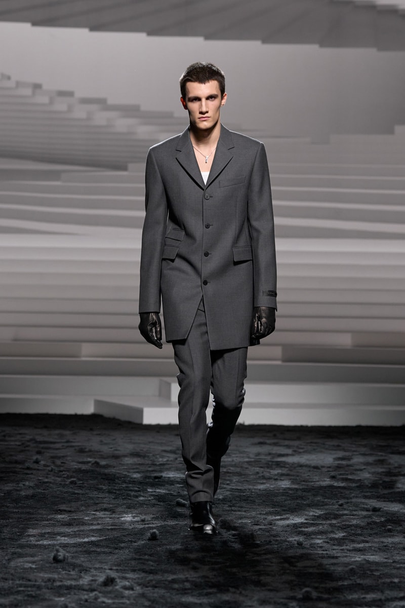 Versace Fall/Winter 2024 Collection Milan Fashion Week FW24 Runway Images