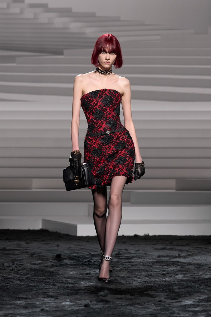 Versace Fall/Winter 2024 Collection Milan Fashion Week FW24 Runway Images
