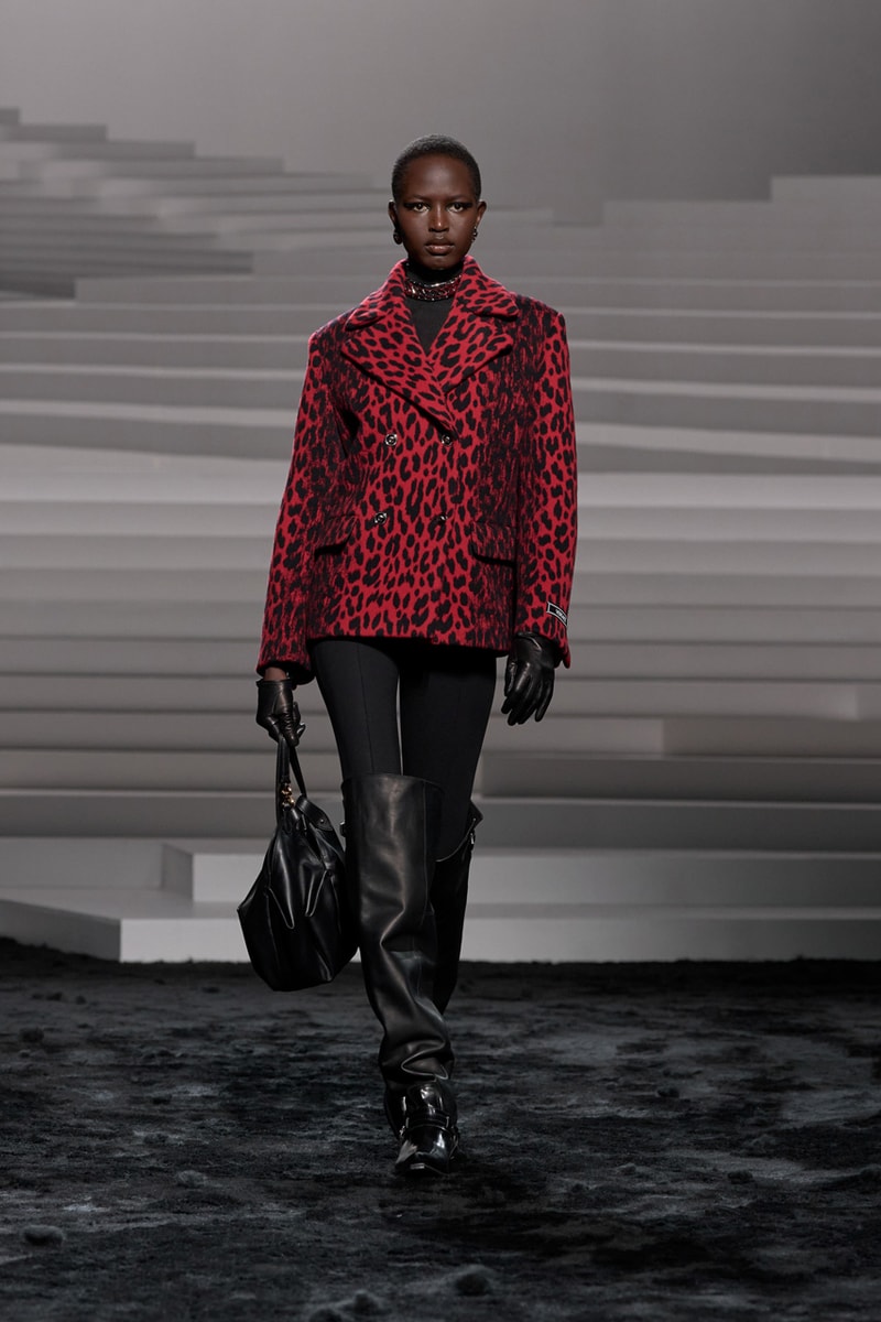Versace Fall/Winter 2024 Collection Milan Fashion Week FW24 Runway Images