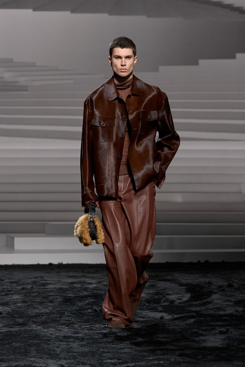 Versace Fall/Winter 2024 Collection Milan Fashion Week FW24 Runway Images