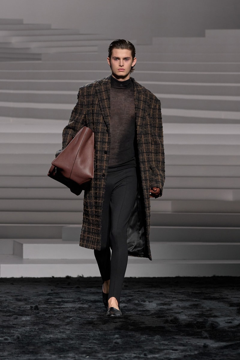Versace Fall/Winter 2024 Collection Milan Fashion Week FW24 Runway Images