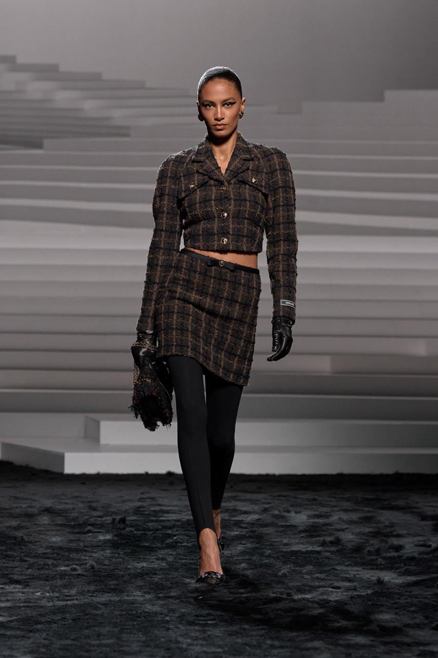 Versace Fall/Winter 2024 Collection Milan Fashion Week FW24 Runway Images