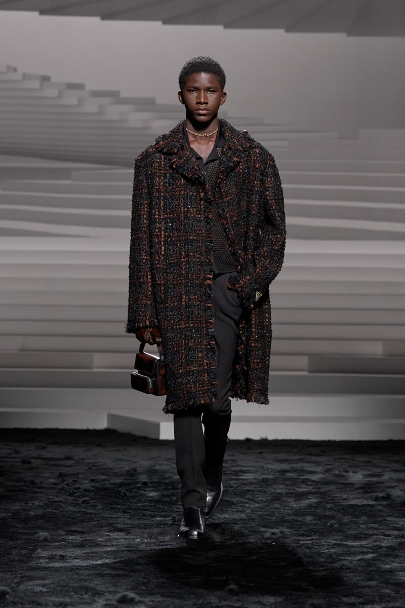 Versace Fall/Winter 2024 Collection Milan Fashion Week FW24 Runway Images