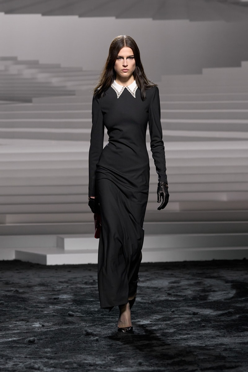 Versace Fall/Winter 2024 Collection Milan Fashion Week FW24 Runway Images