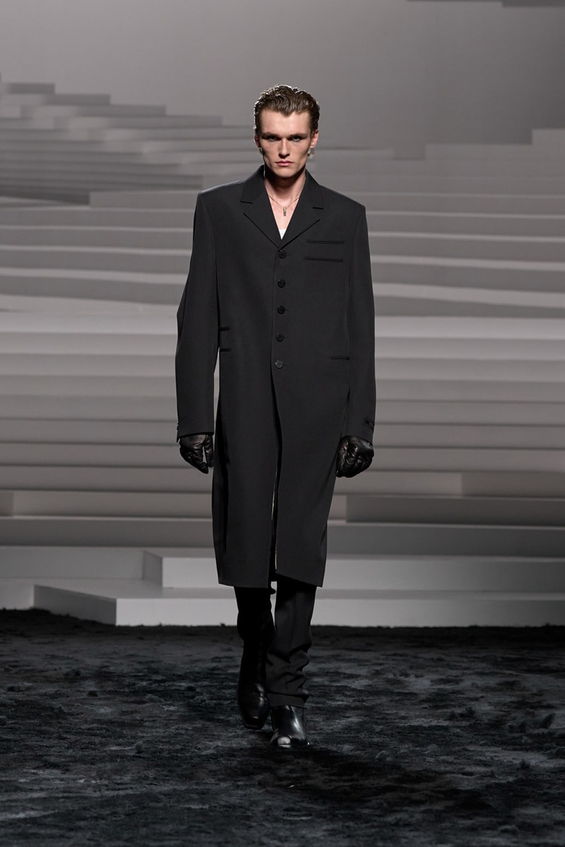 Versace Fall/Winter 2024 Collection Milan Fashion Week FW24 Runway Images