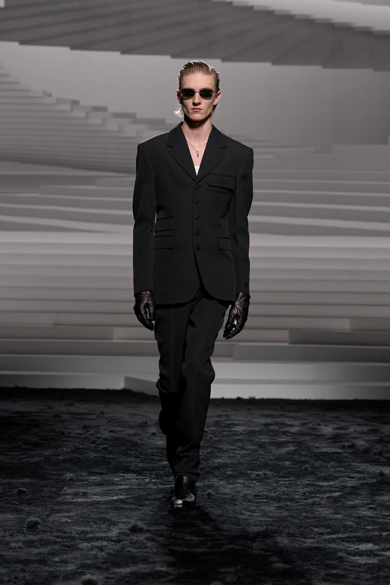 Versace Fall/Winter 2024 Collection Milan Fashion Week FW24 Runway Images