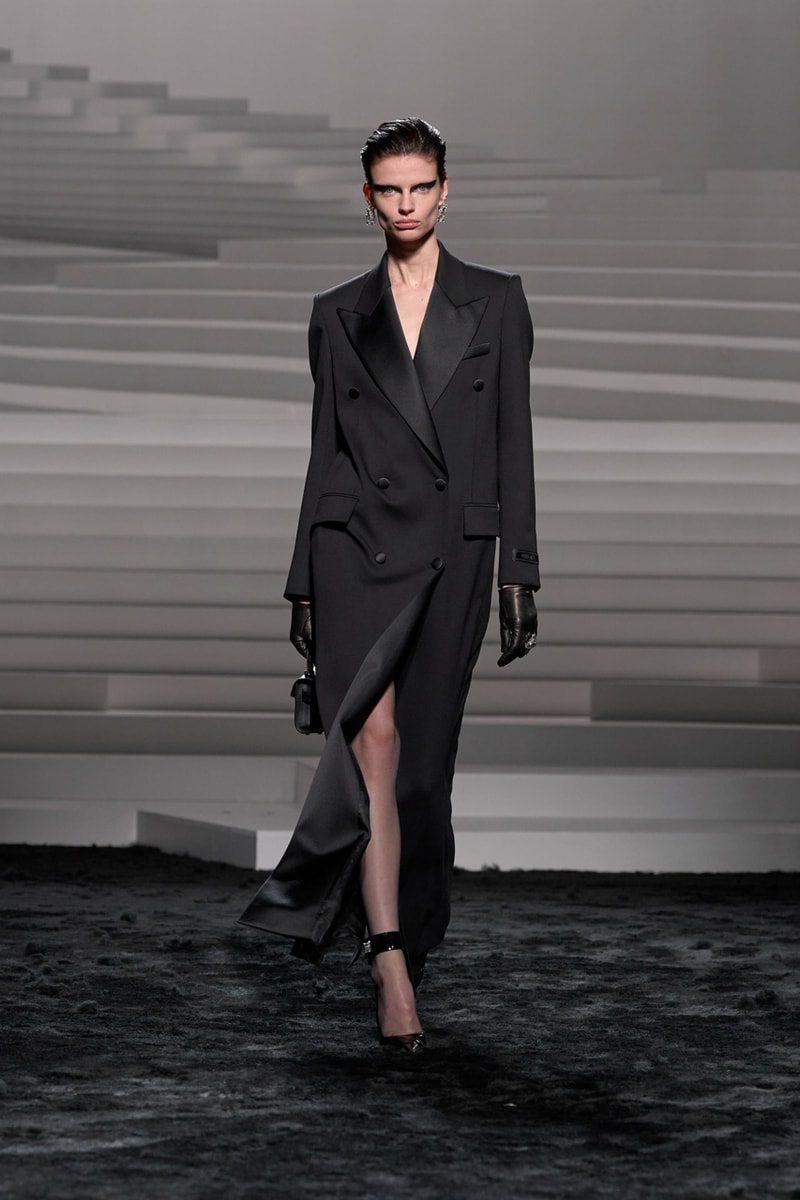 Versace Fall/Winter 2024 Collection Milan Fashion Week FW24 Runway Images