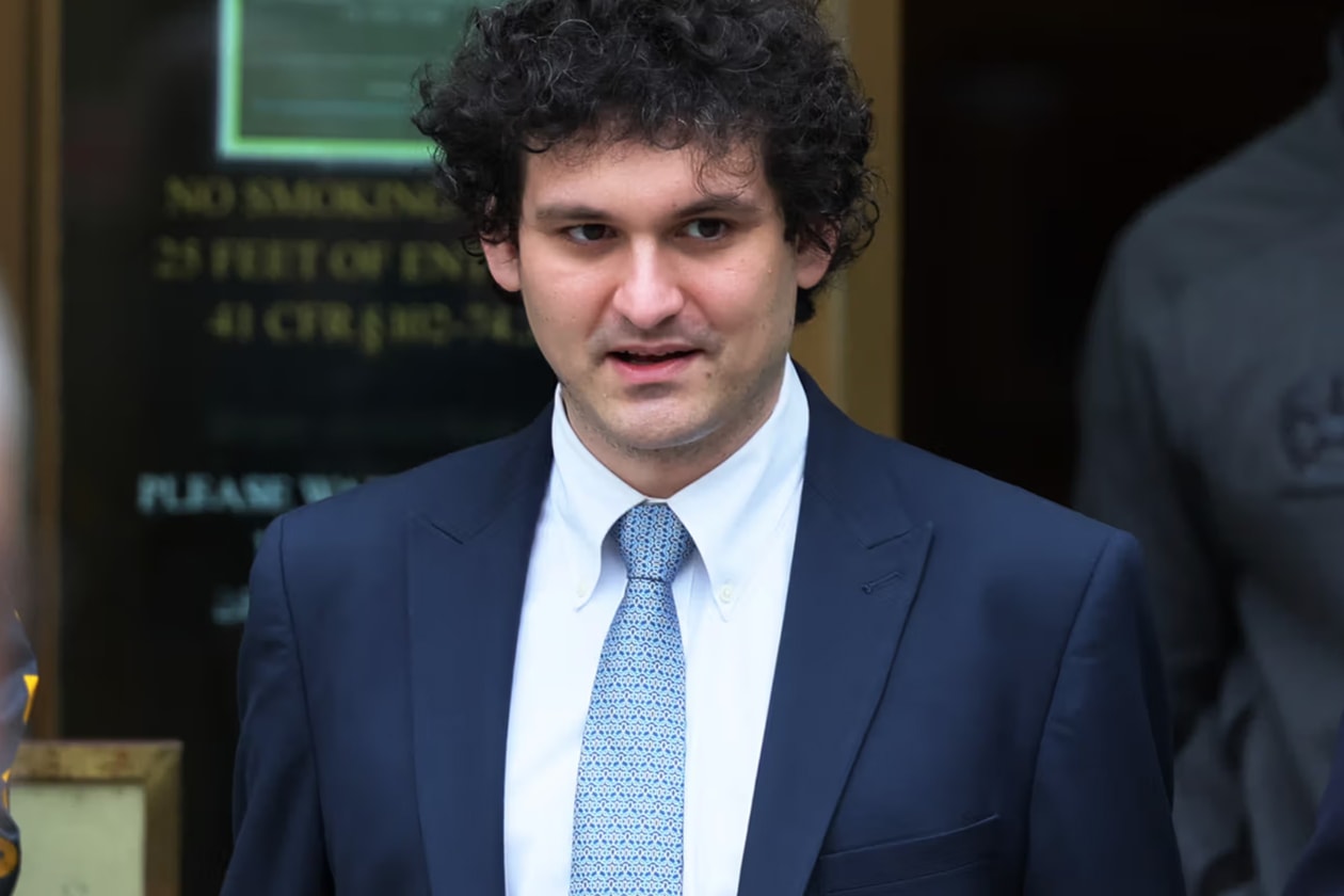 వీక్లీ టెక్ రౌండప్ ఈ వారం టాప్ న్యూస్ Apple Toaster Presto Wireless Software Update Sam Bankman Freed Sentences FTX Grok AI Chatbot