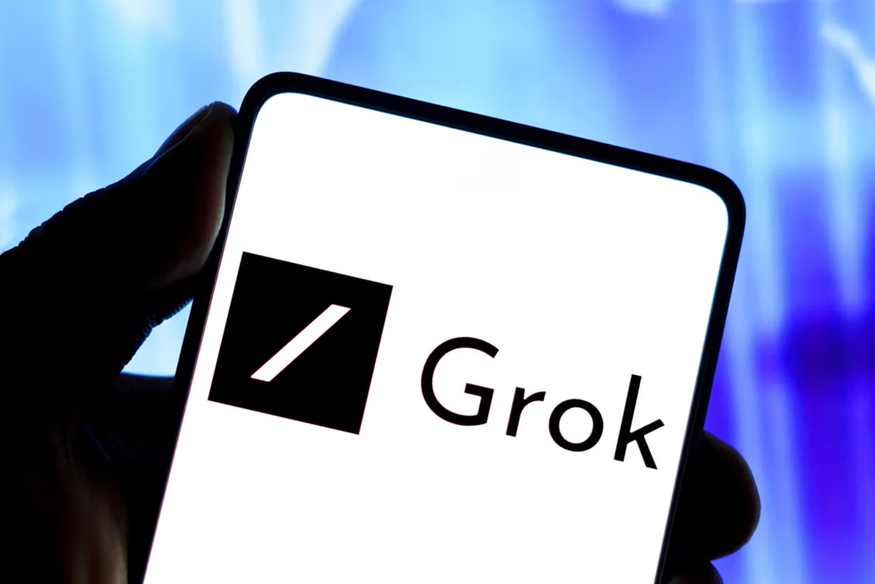 వీక్లీ టెక్ రౌండప్ ఈ వారం టాప్ న్యూస్ Apple Toaster Presto Wireless Software Update Sam Bankman Freed Sentences FTX Grok AI Chatbot