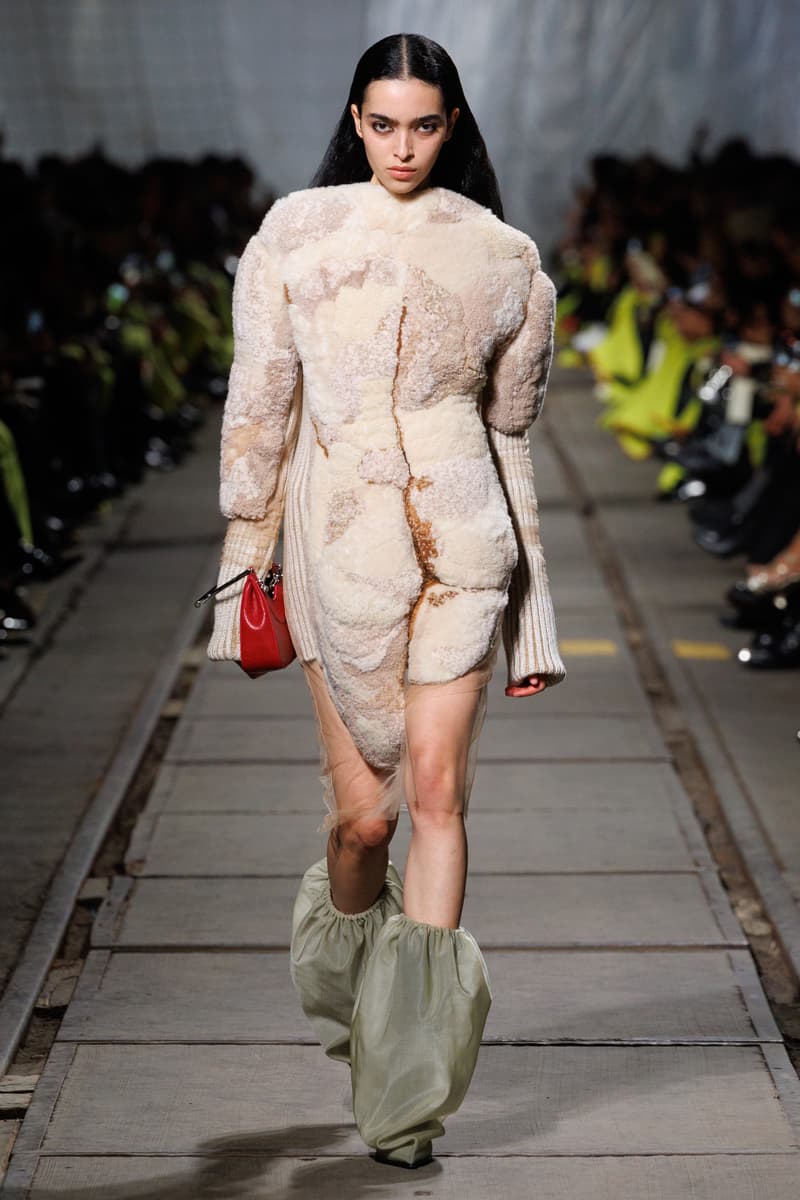 Alexander McQueen Fall Winter 2024 Paris Fashion Week menswear womenswear Seán McGirr runway show debut creative director