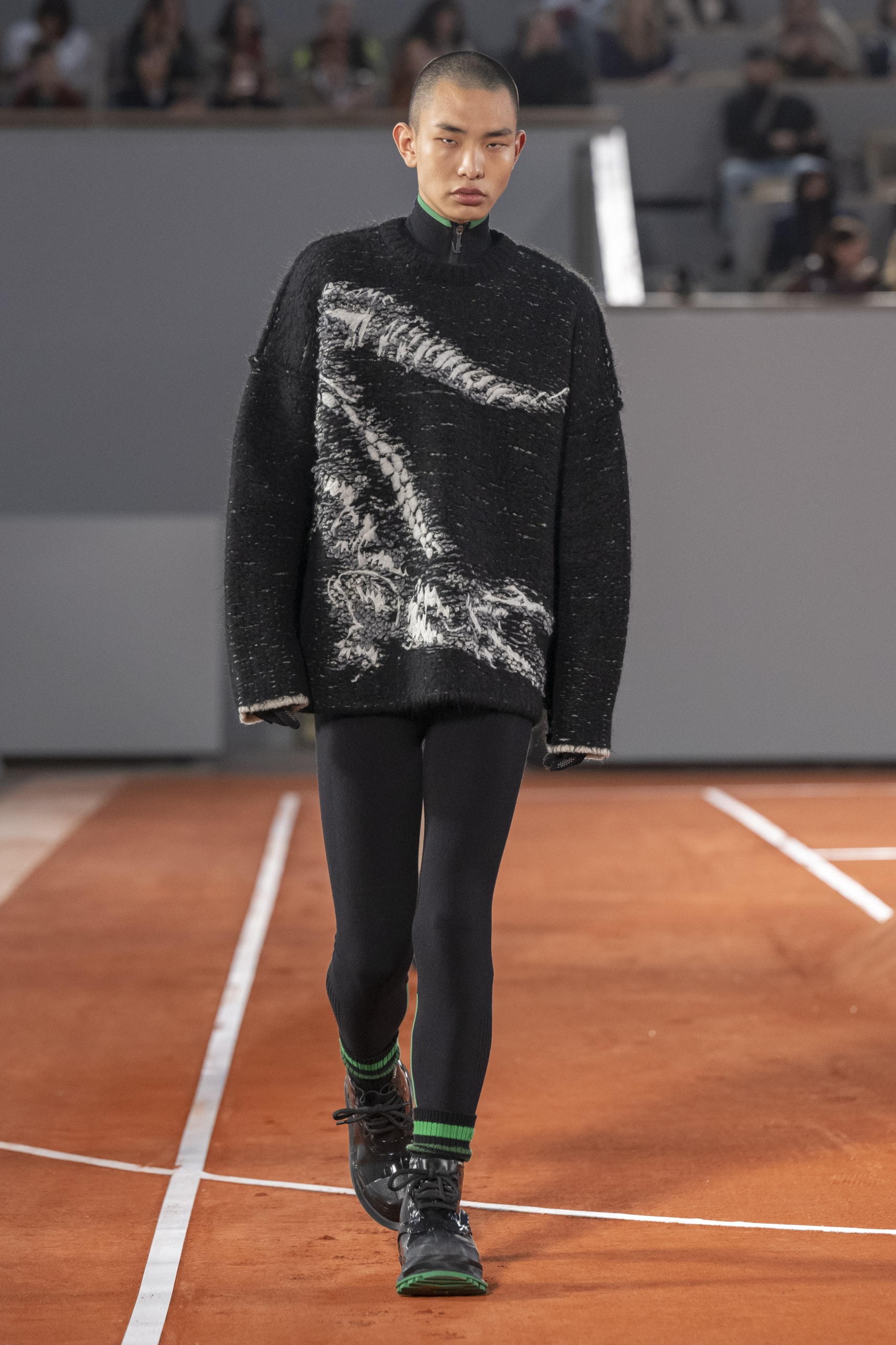 Показ мужской одежды Lacoste Осень-Зима 2024 в Париже на Неделе моды мужской одежды и женской одежды Pelagia Kolotouros
