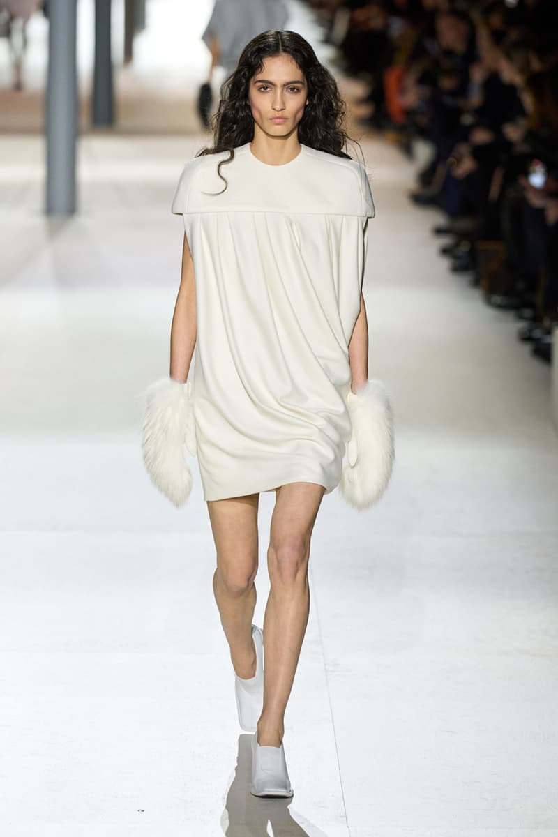 Louis Vuitton FW24 Is a Testament to Timeless Grace Fashion Paris Fashion Week 