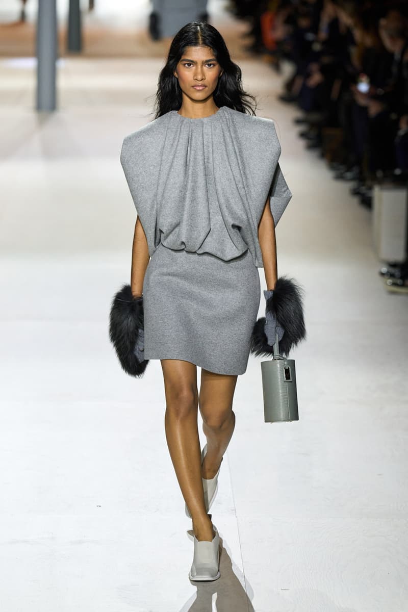 Louis Vuitton FW24 Is a Testament to Timeless Grace Fashion Paris Fashion Week 