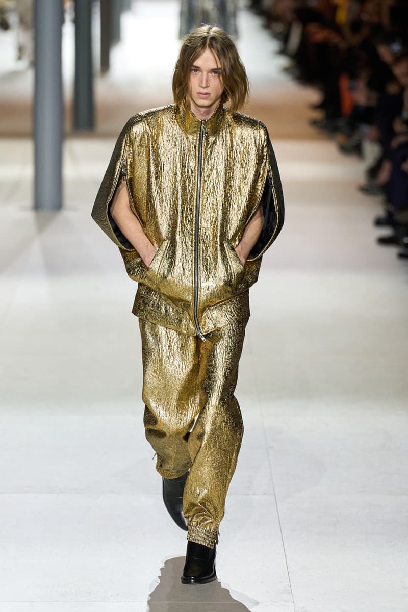 Louis Vuitton FW24 Is a Testament to Timeless Grace Fashion Paris Fashion Week 