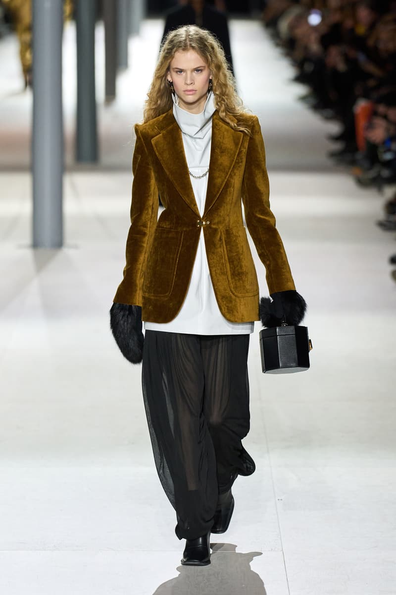 Louis Vuitton FW24 Is a Testament to Timeless Grace Fashion Paris Fashion Week