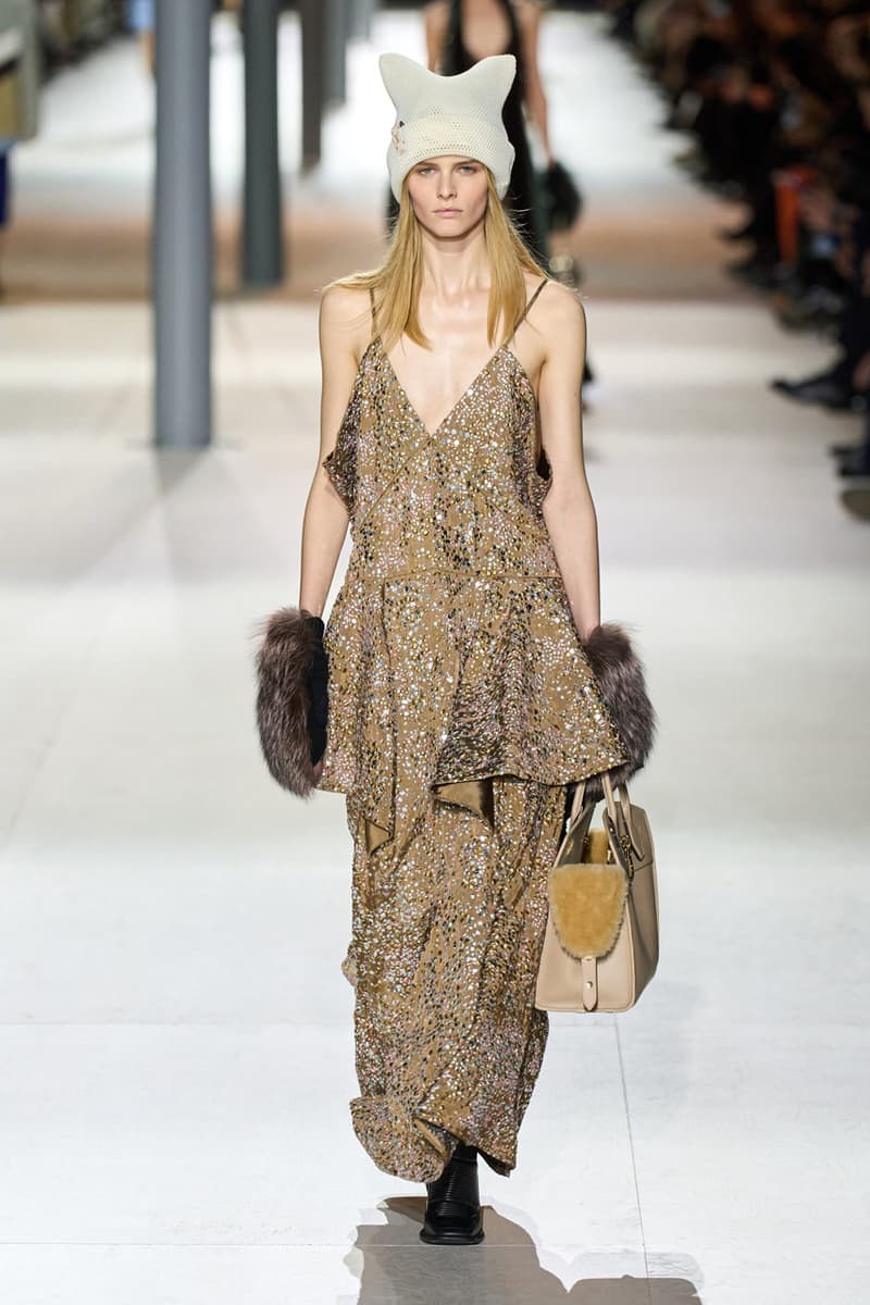 Louis Vuitton FW24 Is a Testament to Timeless Grace Fashion Paris Fashion Week 