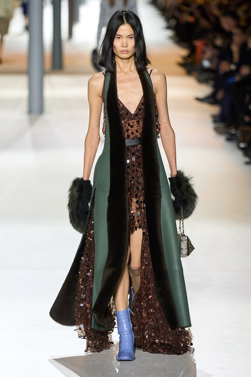 Louis Vuitton FW24 Is a Testament to Timeless Grace Fashion Paris Fashion Week 