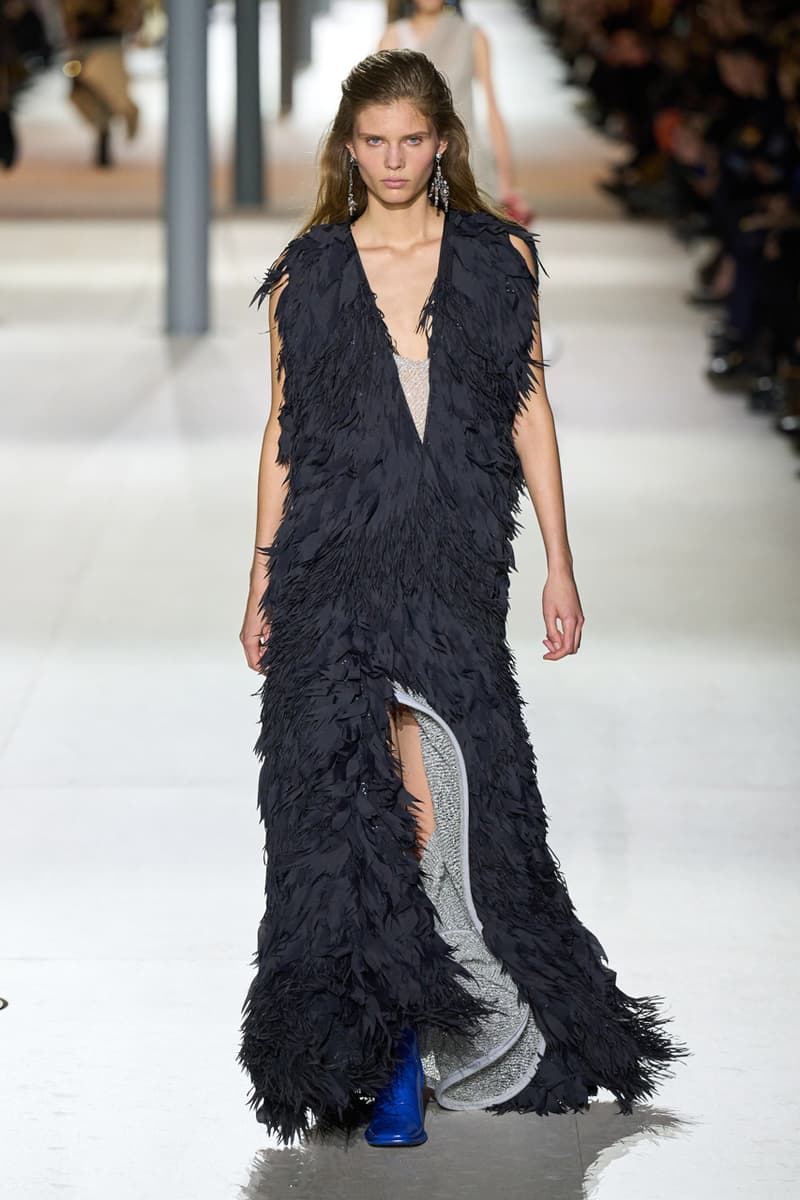 Louis Vuitton FW24 Is a Testament to Timeless Grace Fashion Paris Fashion Week