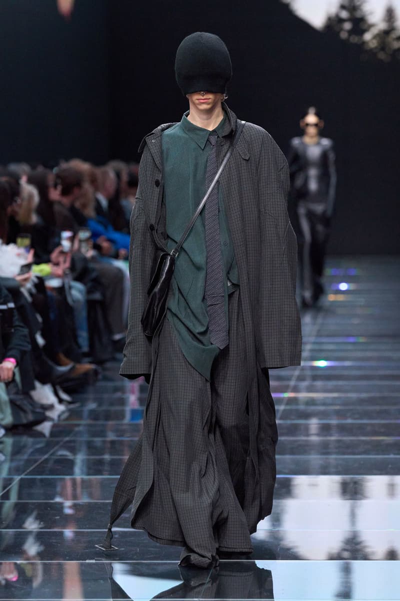 Demna Does It All for the Clicks in Balenciaga FW24 Fall Winter Paris Fashion Week Collection milan runway 