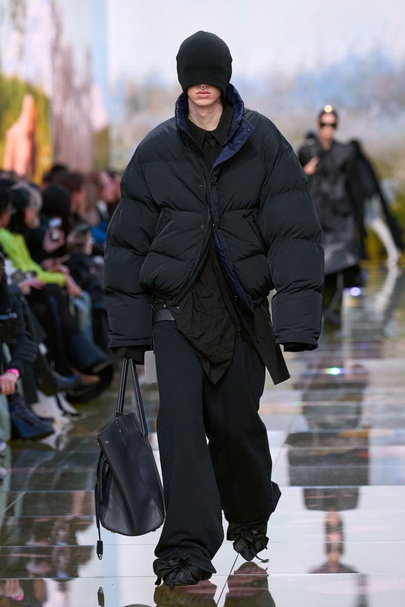 Demna Does It All for the Clicks in Balenciaga FW24 Fall Winter Paris Fashion Week Collection milan runway 