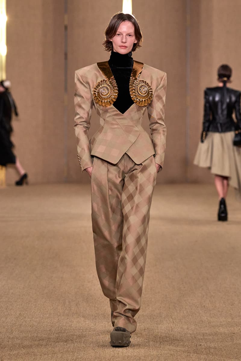 Balmain Fall/Winter 2024 Collection Paris Fashion Week Runway