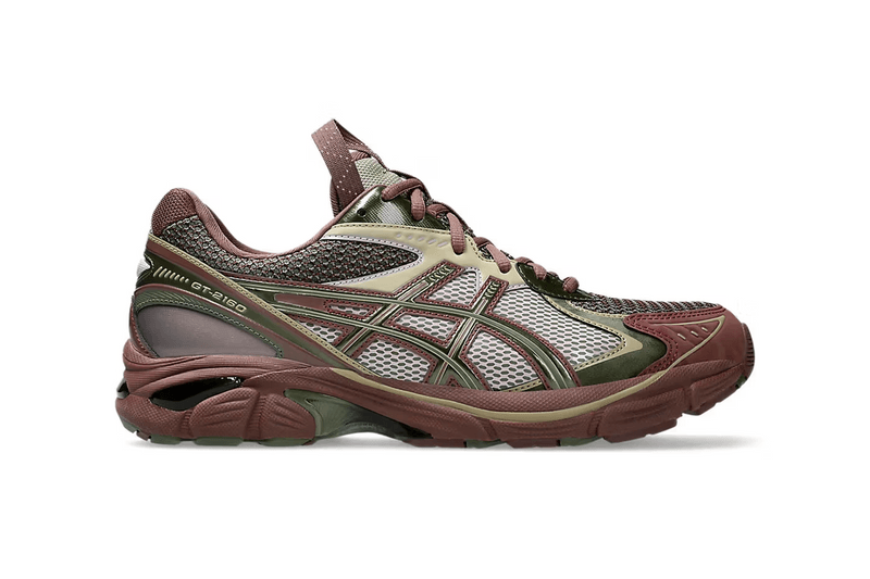 Best Sneaker Releases March 2024 Week 2 Jacquemus x Nike J Force 1 “Earth” ANTA KAI 1 “Artist on Court” Air Jordan 1 High OG “Dusted Clay” adidas YEEZY SLIDE & FOAM RNNR “Onyx” Nike LeBron 4 “Fruity Pebbles” Rick Owens x Dr. Martens 1460 Jumbo Lace Boot & 1918 Boot ASICS UB6-S GT-2160 kiko kostadinov studio Social Status x Nike Attack “Status Symbol” Air Jordan 4 “White & Gold” Futura Laboratories x Crocs Classic Clog 2000 info store list release date awake ny jordan air ship